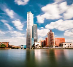 Hoe boekt u een Veerboot naar Rotterdam