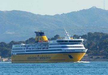 corsica_sardinia_ferries_mega_express_two